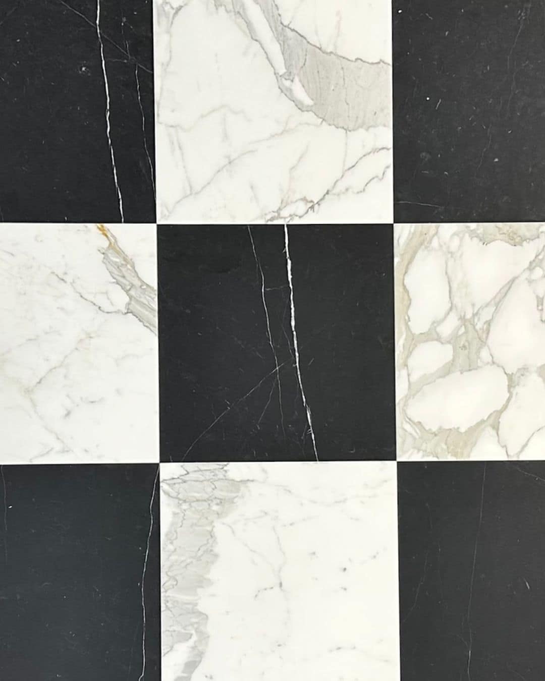 Calacatta Gold (Checkerboard)